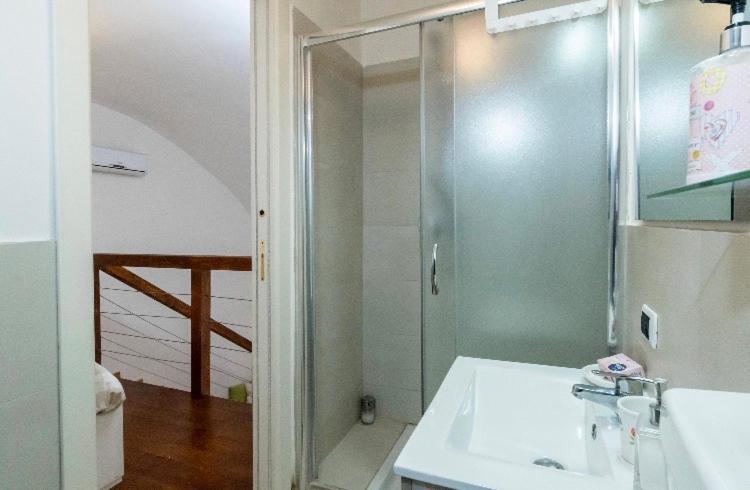 Santi Apostoli House Daire Napoli Dış mekan fotoğraf