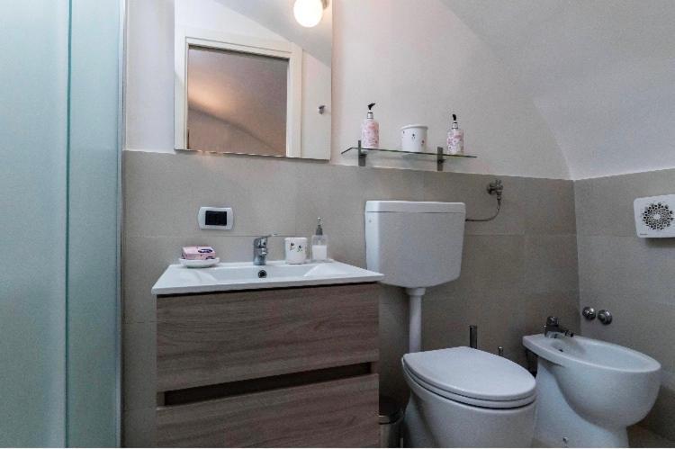 Santi Apostoli House Daire Napoli Dış mekan fotoğraf
